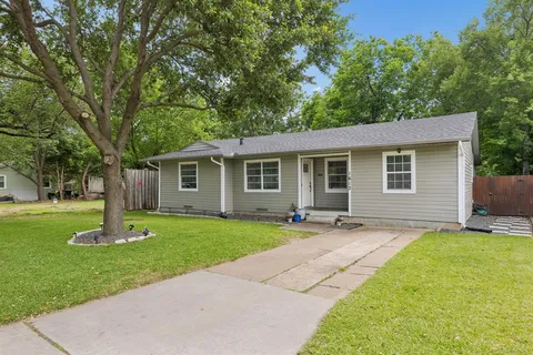 $295,000 | 1613 Dale Place, Irving, TX 75061