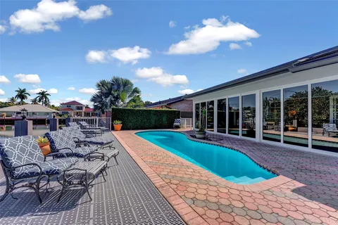 $1,649,950 | 2821 Northeast 59th Street, Fort Lauderdale, FL 33308