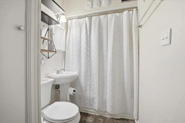 $275,000 | 2801 North 87th Street, Milwaukee, WI 53222