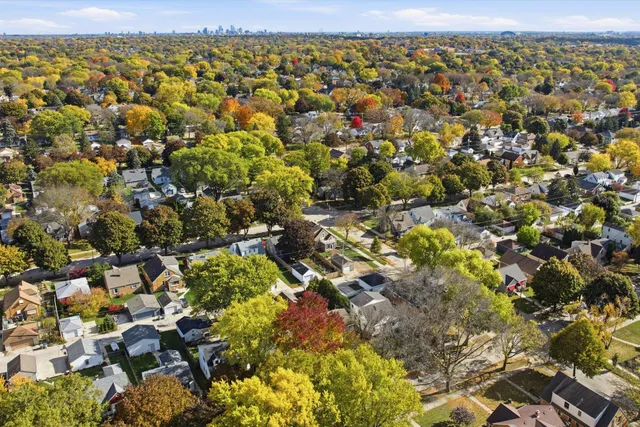 $275,000 | 2801 North 87th Street, Milwaukee, WI 53222