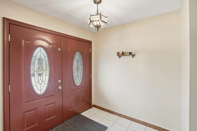 $382,900 | 1917 Kennedy Avenue, Schererville, IN 46375