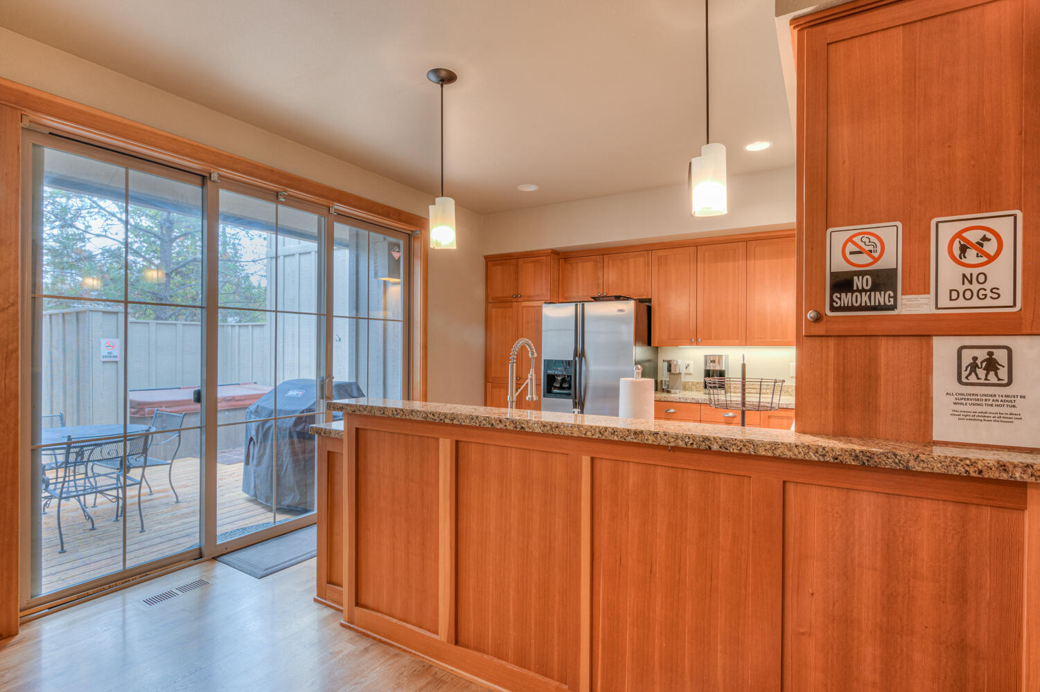 57135 Evergreen Loop Sunriver, OR 97707 - Photo 5 of 24 57135 Evergreen Loop, Bend, OR - 9