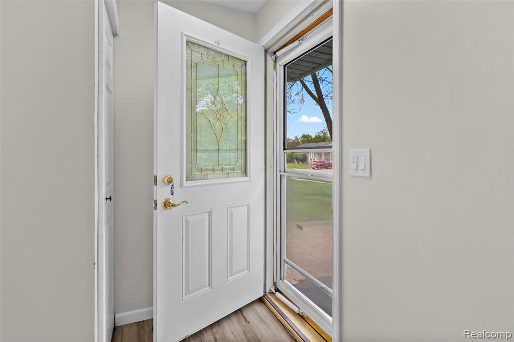 26027 Ross Street Inkster, MI 48141 - Photo 5 of 23
