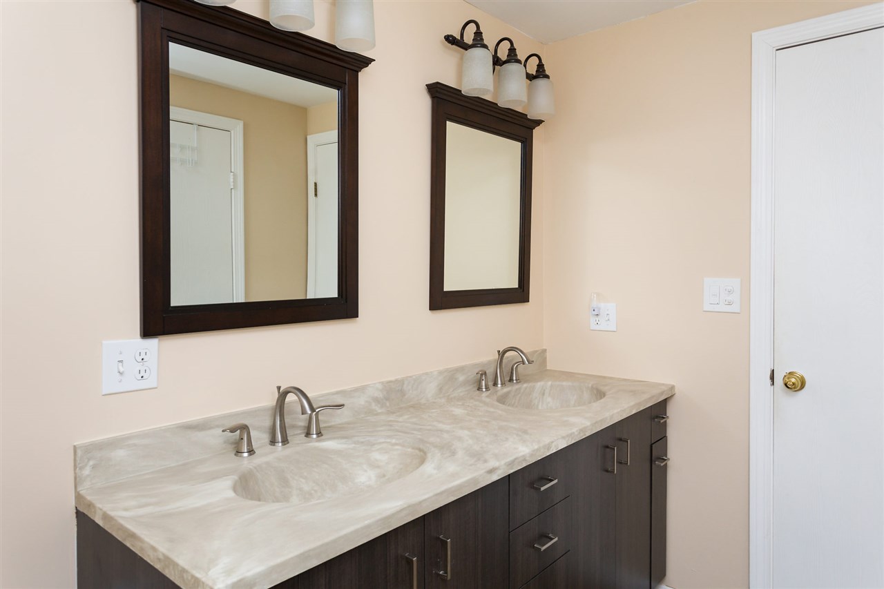 318 Pond Hill Road Barrington, NH 03825 - Photo 12 of 33 Gallery Image 12