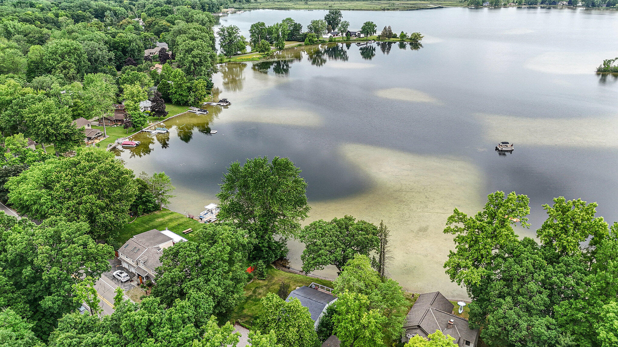 4449 Cordley Lake Road Pinckney, MI 48169 - Photo 40 of 54 040_dji_fly_20250618_113714_0014_1750262