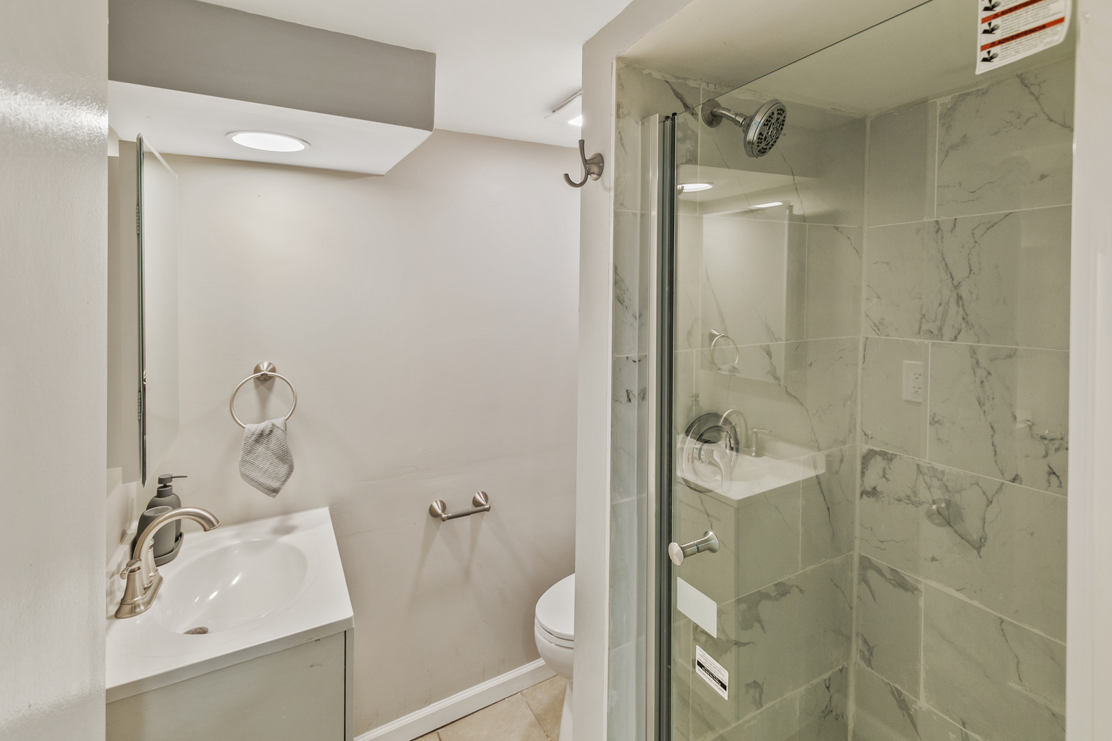 2110 Delaware Road Waukegan, IL 60087 - Photo 18 of 23
