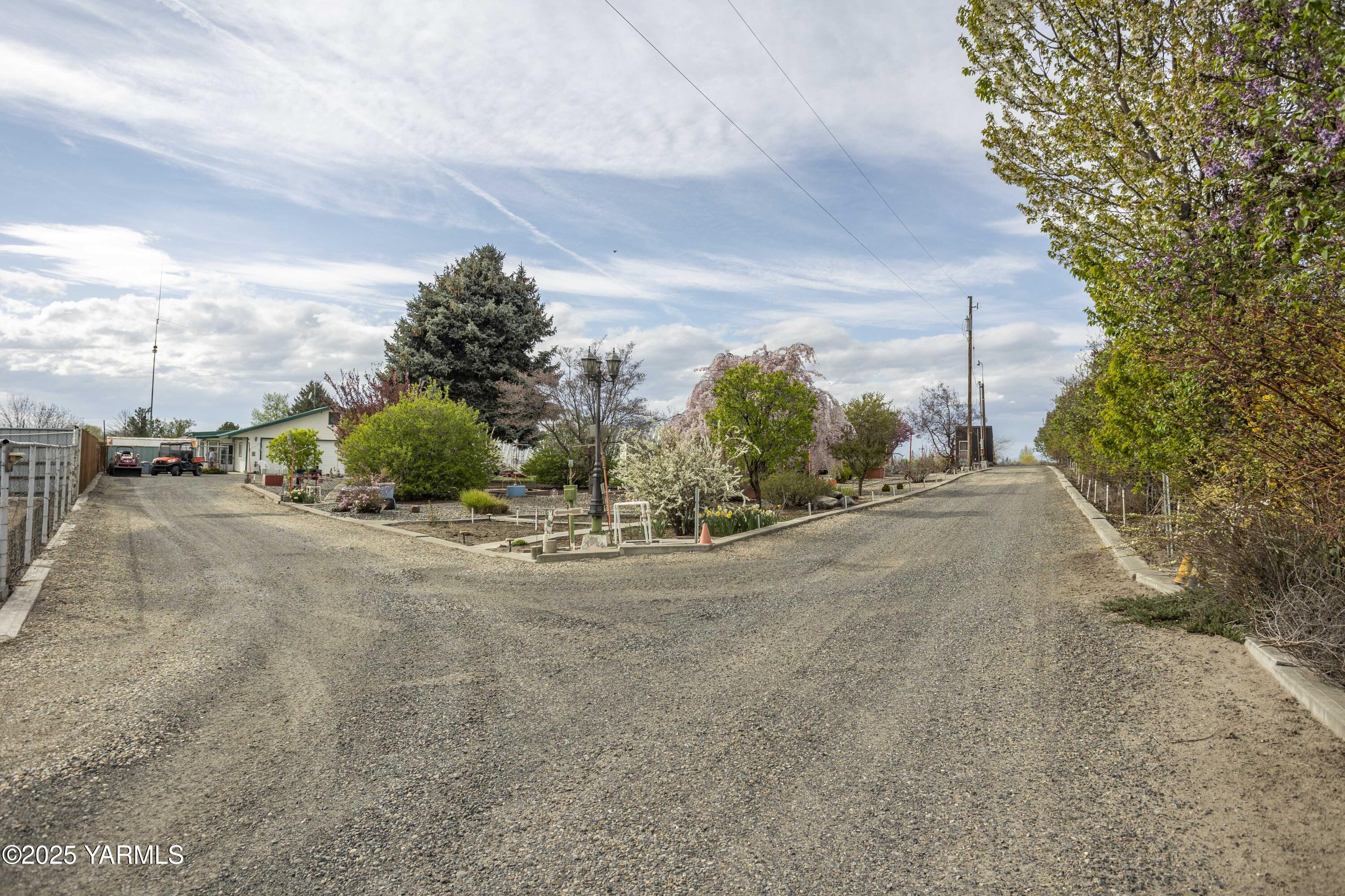 1202 Hudson Road Zillah, WA 98953 - Photo 16 of 58 1202 W Hudson Rd 4.10.25 3