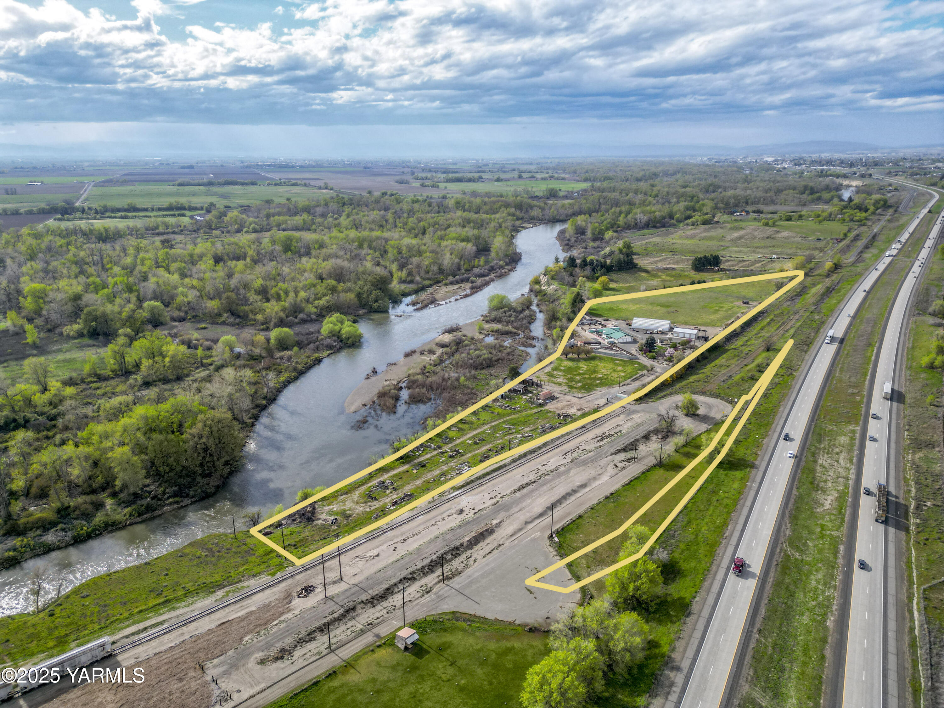 1202 Hudson Road Zillah, WA 98953 - Photo 2 of 58 1202 W Hudson Rd 4.10.25 17
