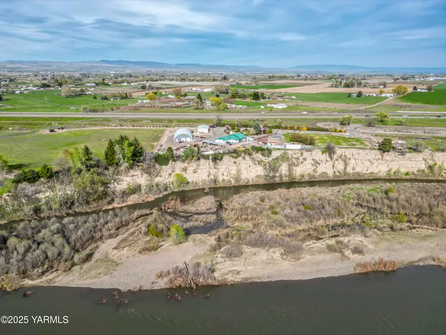 $624,500 | 1202 Hudson Road, Zillah, WA 98953