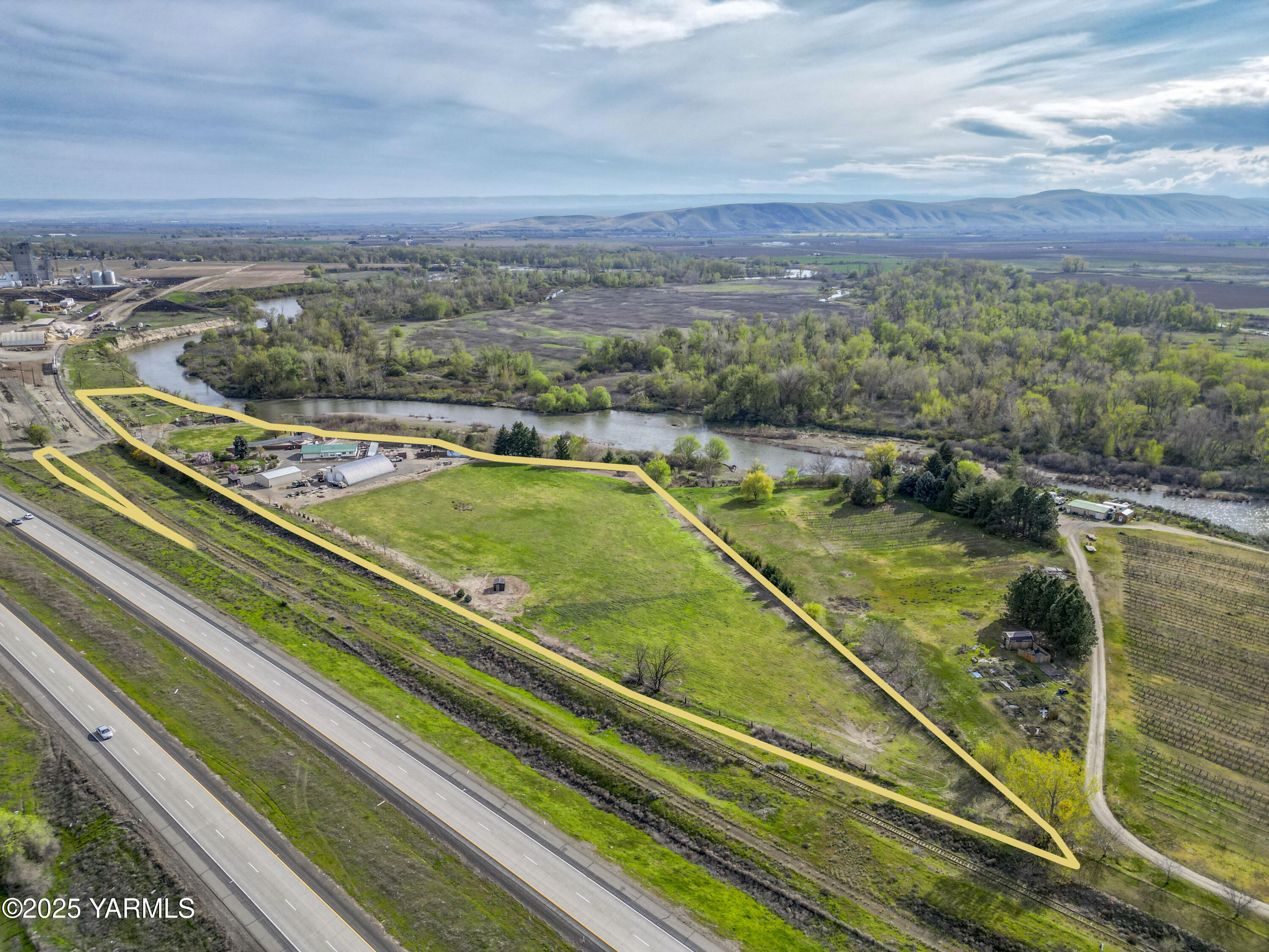 1202 Hudson Road Zillah, WA 98953 - Photo 28 of 58 1202 W Hudson Rd 4.10.25 19