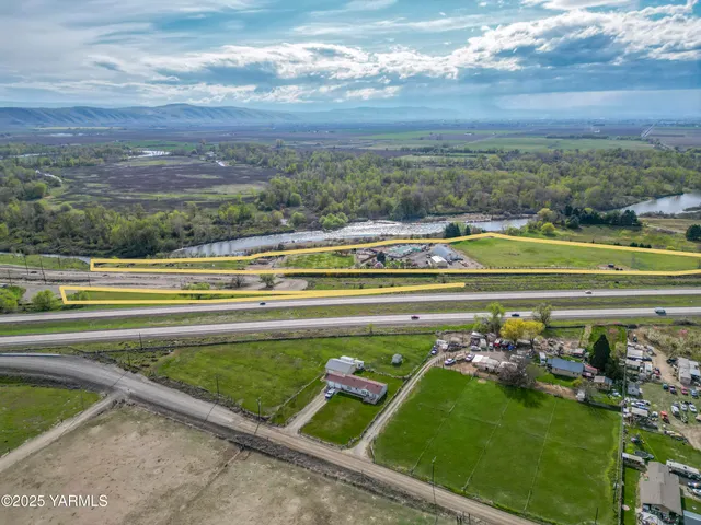 $624,500 | 1202 Hudson Road, Zillah, WA 98953