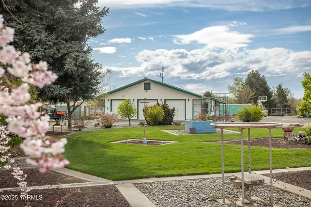 $624,500 | 1202 Hudson Road, Zillah, WA 98953