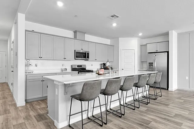 $549,000 | 2831 North Redda Road, Fresno, CA 93737