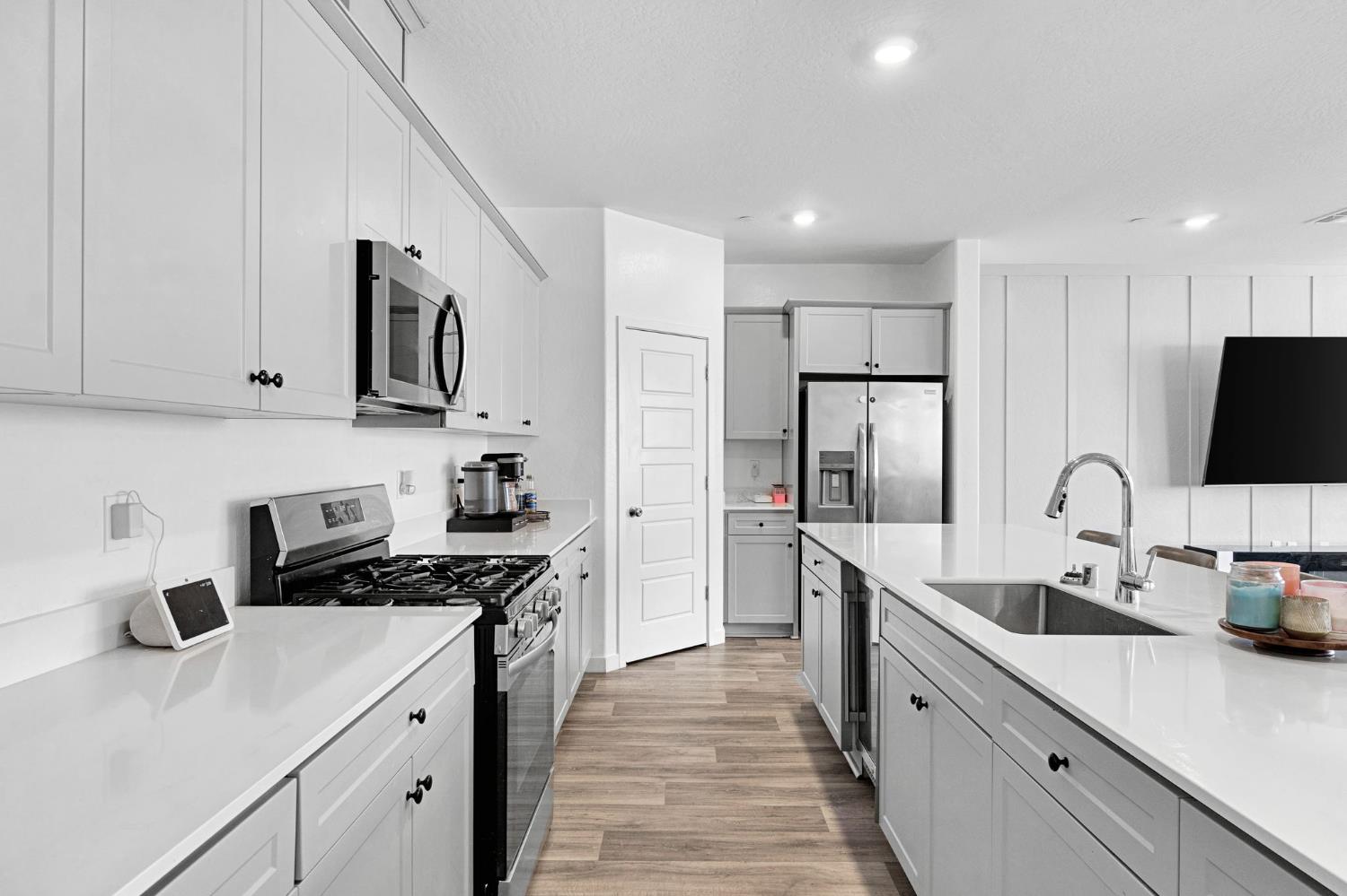 2831 North Redda Road Fresno, CA 93737 - Photo 13 of 42