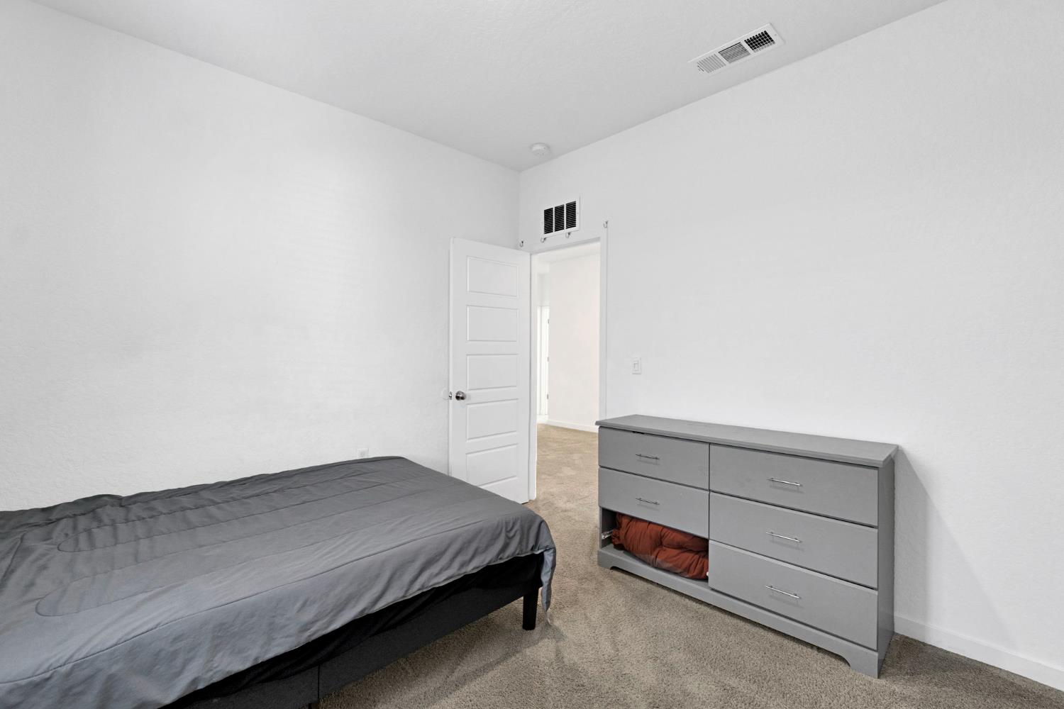 2831 North Redda Road Fresno, CA 93737 - Photo 24 of 42