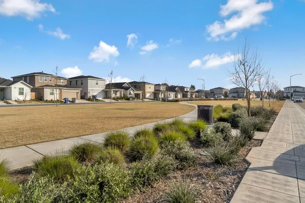 $528,000 | 2831 North Redda Road, Fresno, CA 93737