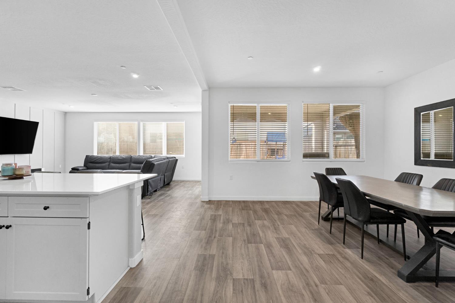 2831 North Redda Road Fresno, CA 93737 - Photo 6 of 42