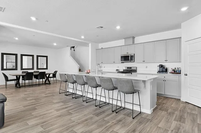 $549,000 | 2831 North Redda Road, Fresno, CA 93737