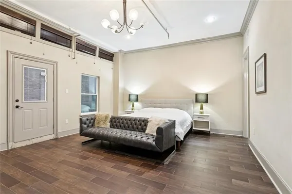 $4,000 | 433 Gravier Street, Unit 1, New Orleans, LA 70130