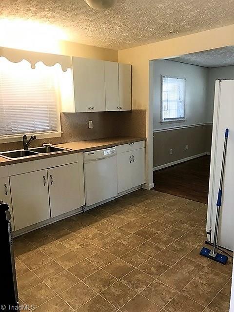 1227 Forest Road Eden, NC 27288 - Photo 3 of 10 Gallery Image 3
