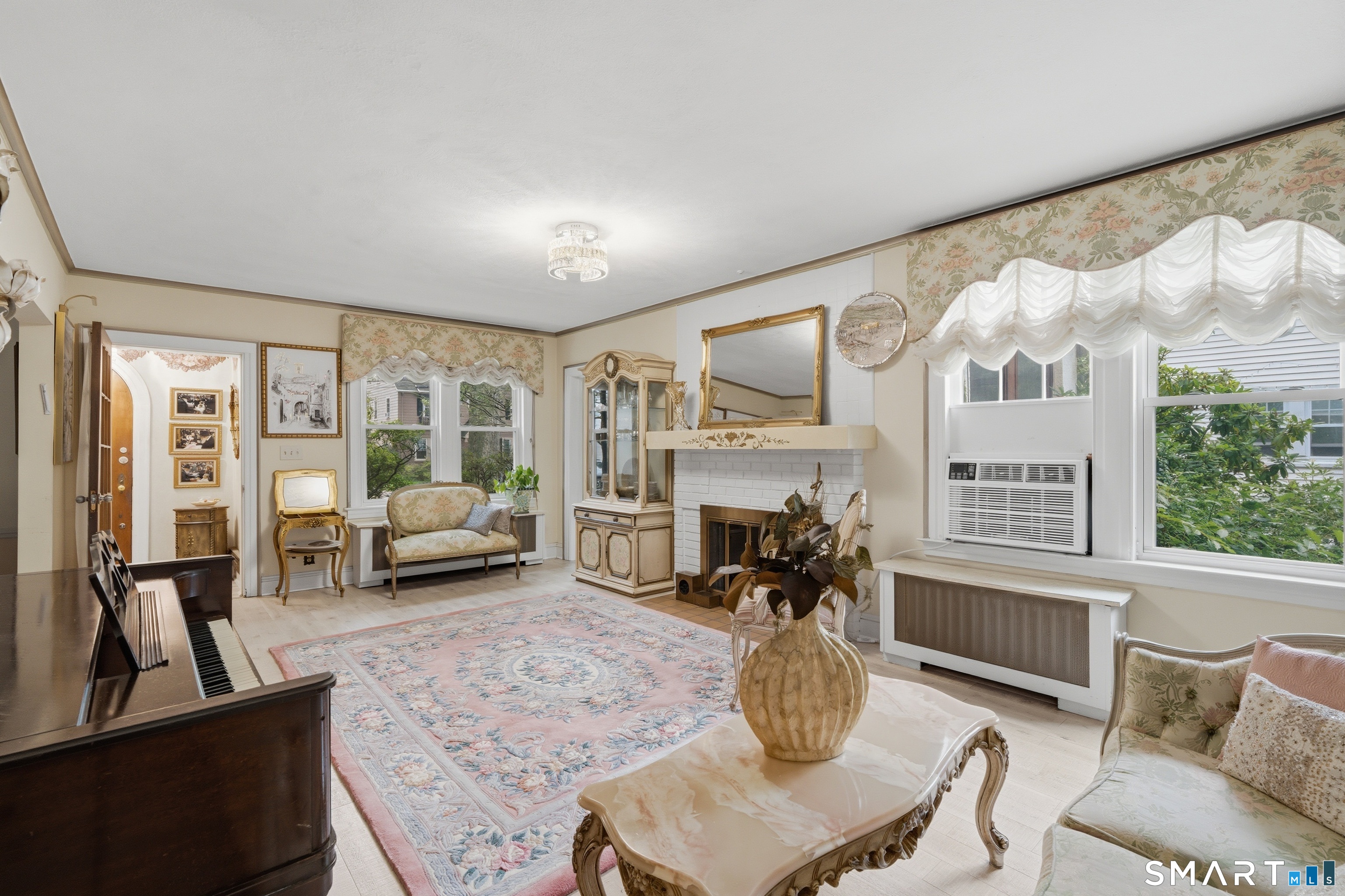 114 Colony Road New Haven, CT 06511 - Photo 5 of 39