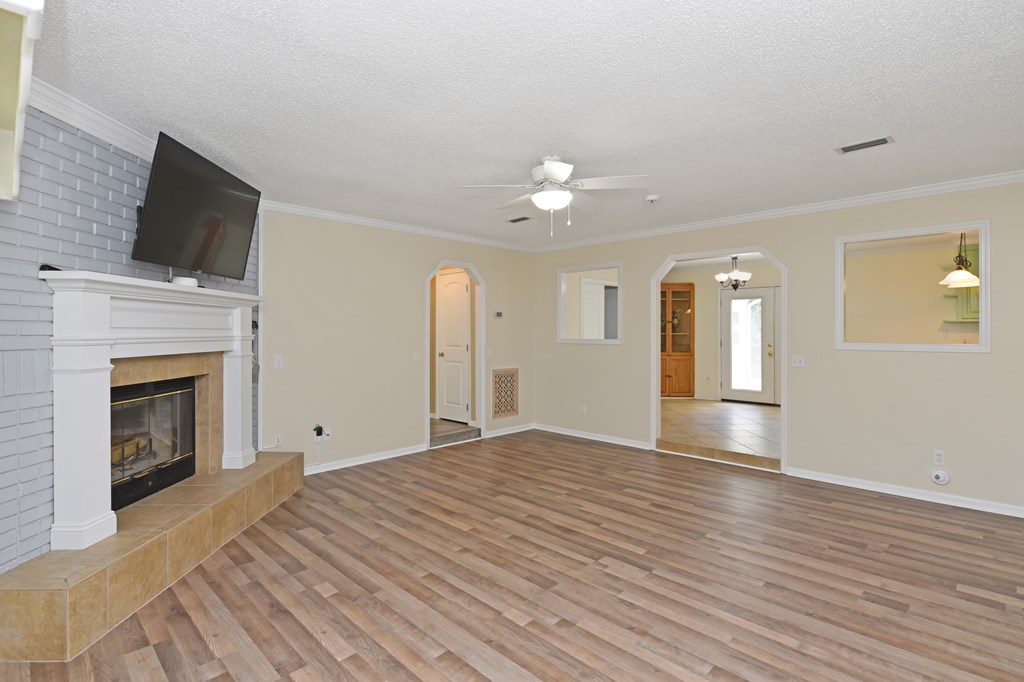 2239 Campground Road Ozark, AL 36360 - Photo 4 of 27