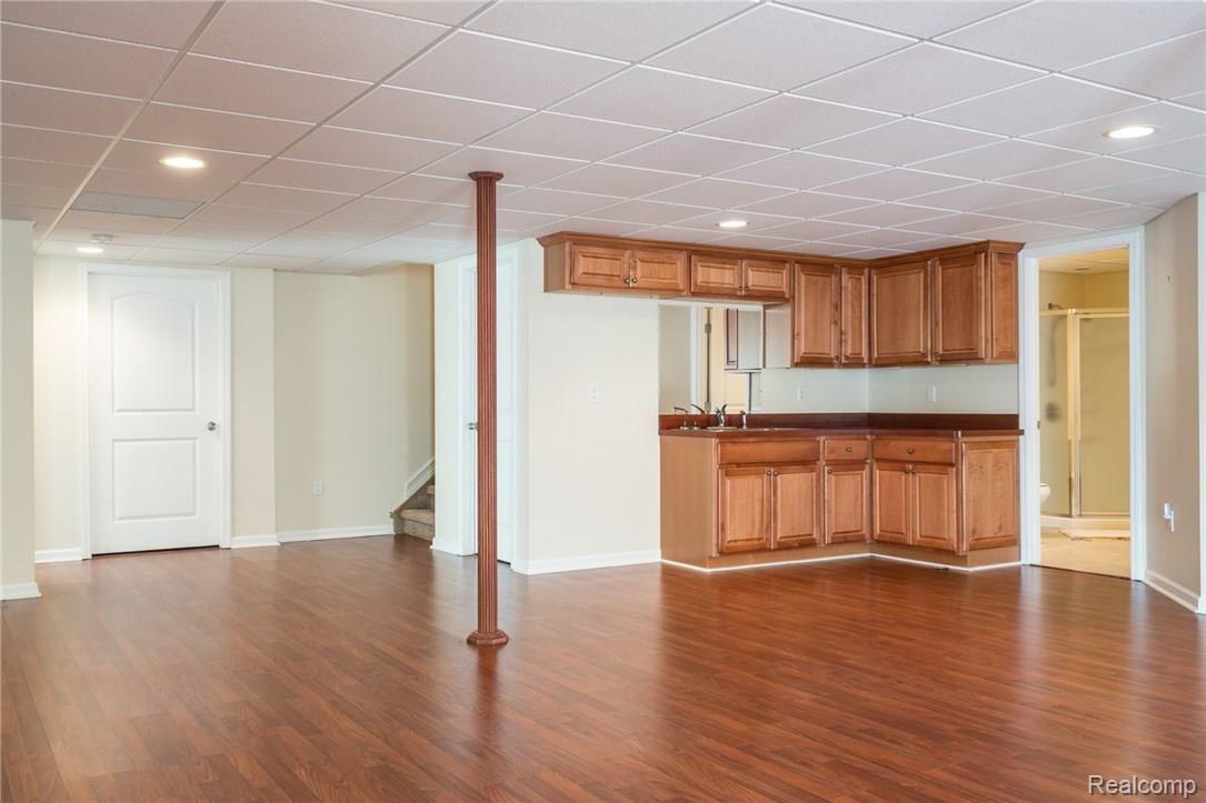 6602 Chatham Circle Rochester, MI 48306 - Photo 54 of 58 chatham-56.jpg