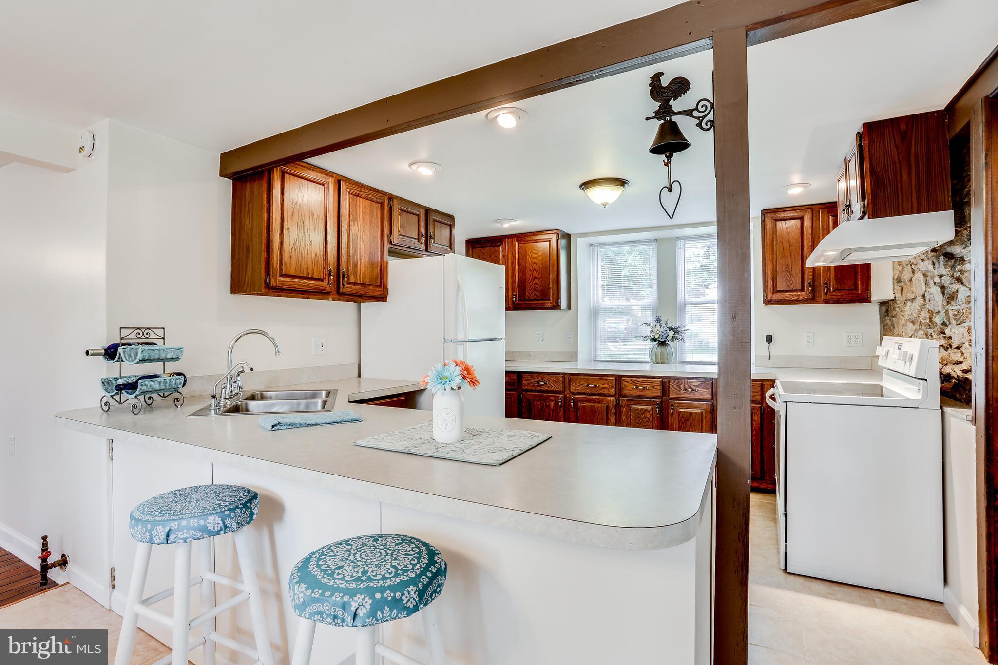 25427 Cascade Road Cascade, MD 21719 - Photo 16 of 30 Kitchen