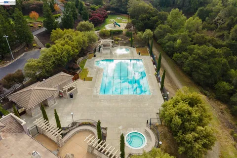 $1,098,000 | 25528 Conley Downs Drive, Castro Valley, CA 94552