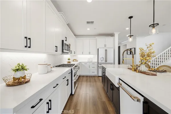 $1,199,000 | 28445 Sunny Ridge Terrace, Castaic, CA 91384