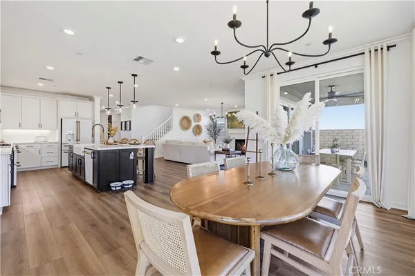 $1,199,000 | 28445 Sunny Ridge Terrace, Castaic, CA 91384