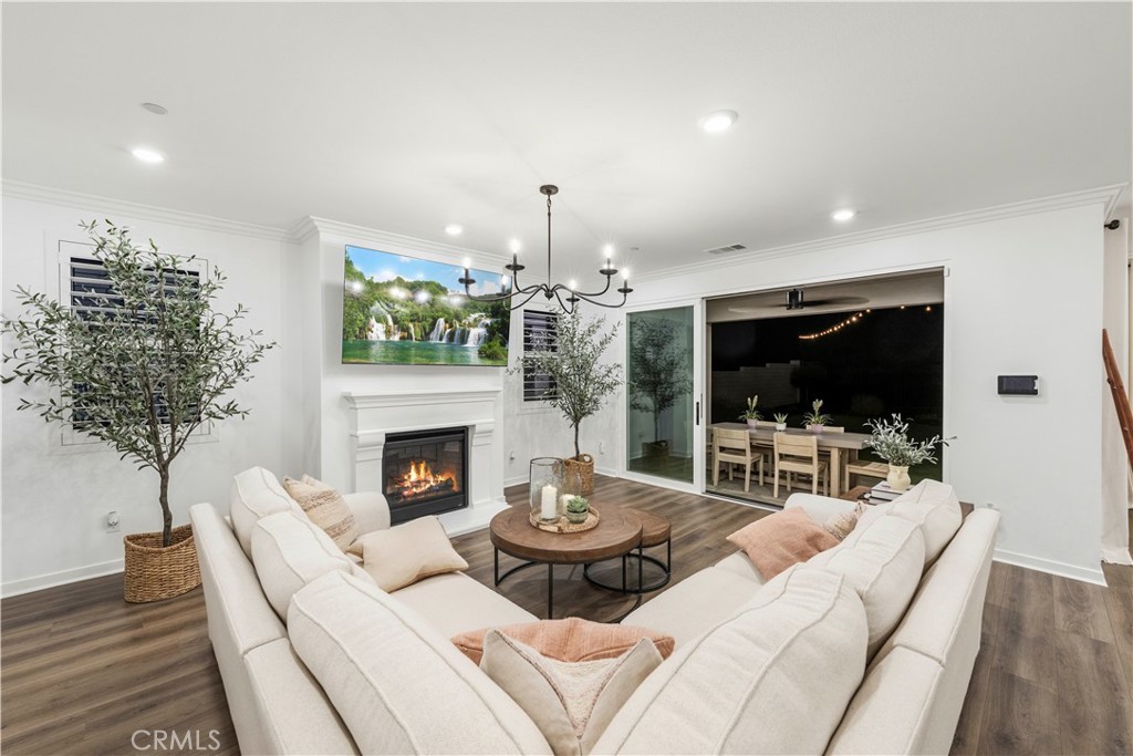 28445 Sunny Ridge Terrace Castaic, CA 91384 - Photo 65 of 74 Interior Night Shot