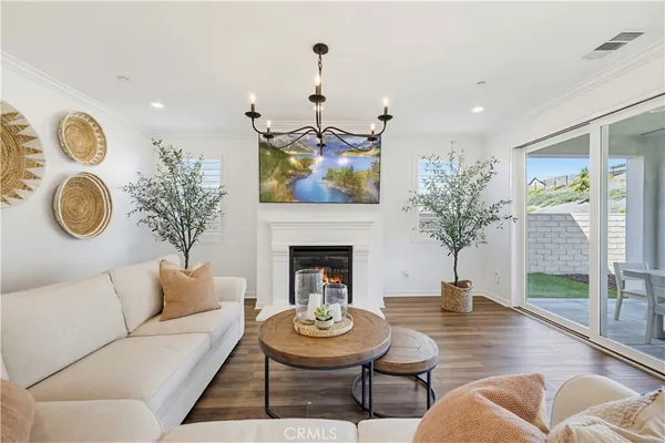 $1,199,000 | 28445 Sunny Ridge Terrace, Castaic, CA 91384