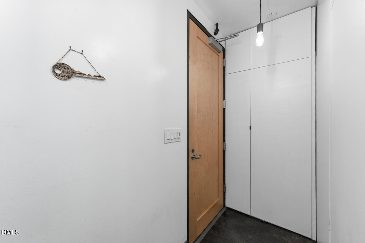 208 Rigsbee Avenue, Unit 207 Durham, NC 27701 - Photo 15 of 36 208 rigsbee ave-8