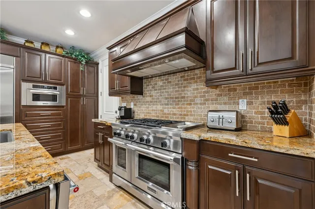 $10,500 | 8356 Noelle Drive, Huntington Beach, CA 92646