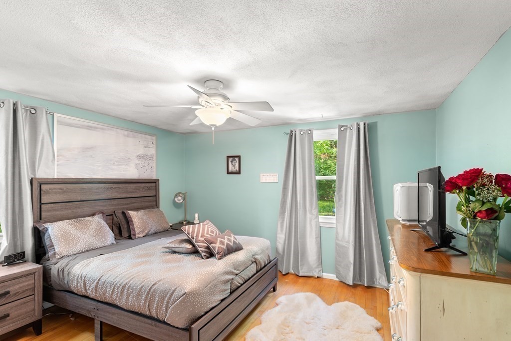 434 Bay Road Easton, MA 02375 - Photo 17 of 35 Gallery Image 17