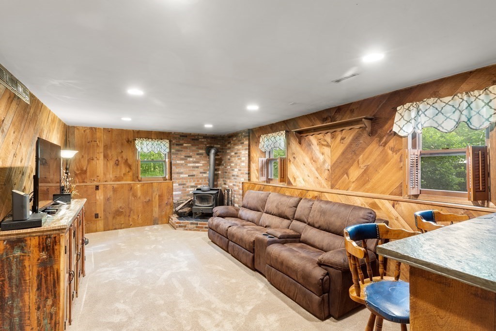 434 Bay Road Easton, MA 02375 - Photo 22 of 35 Gallery Image 22