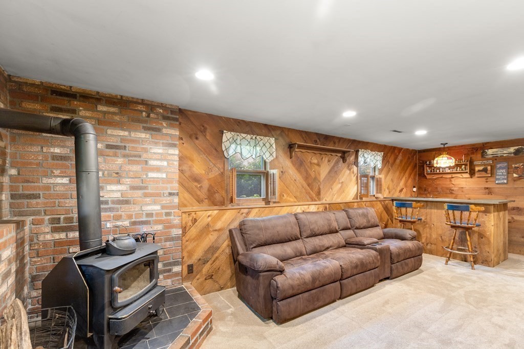 434 Bay Road Easton, MA 02375 - Photo 23 of 35 Gallery Image 23