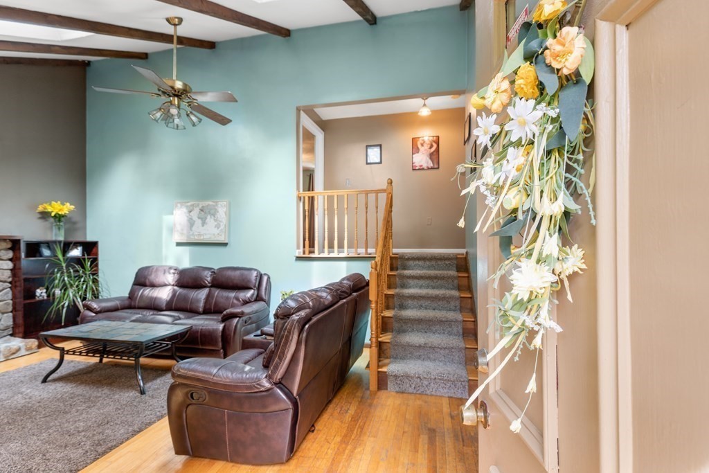 434 Bay Road Easton, MA 02375 - Photo 4 of 35 Gallery Image 4