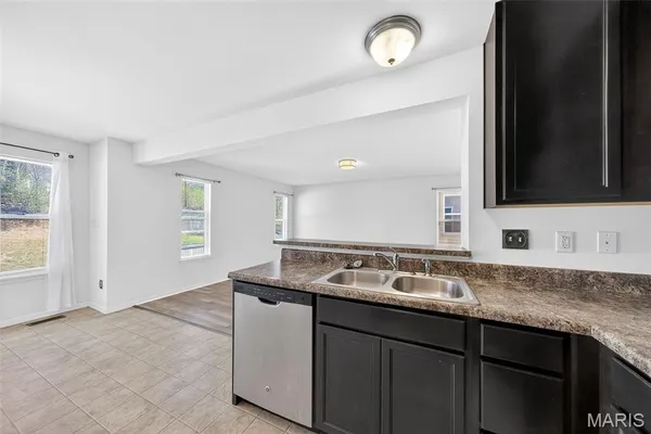 $250,000 | 1315 New Charter Lane, O'Fallon, MO 63366