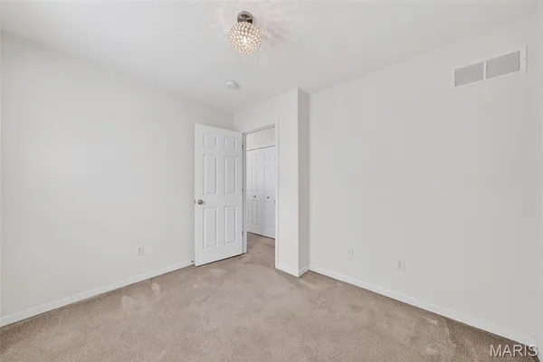 $250,000 | 1315 New Charter Lane, O'Fallon, MO 63366