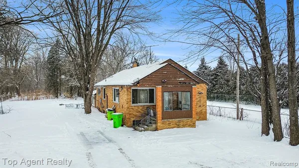 $419,900 | 45945 North Gratiot Avenue, Macomb, MI 48042