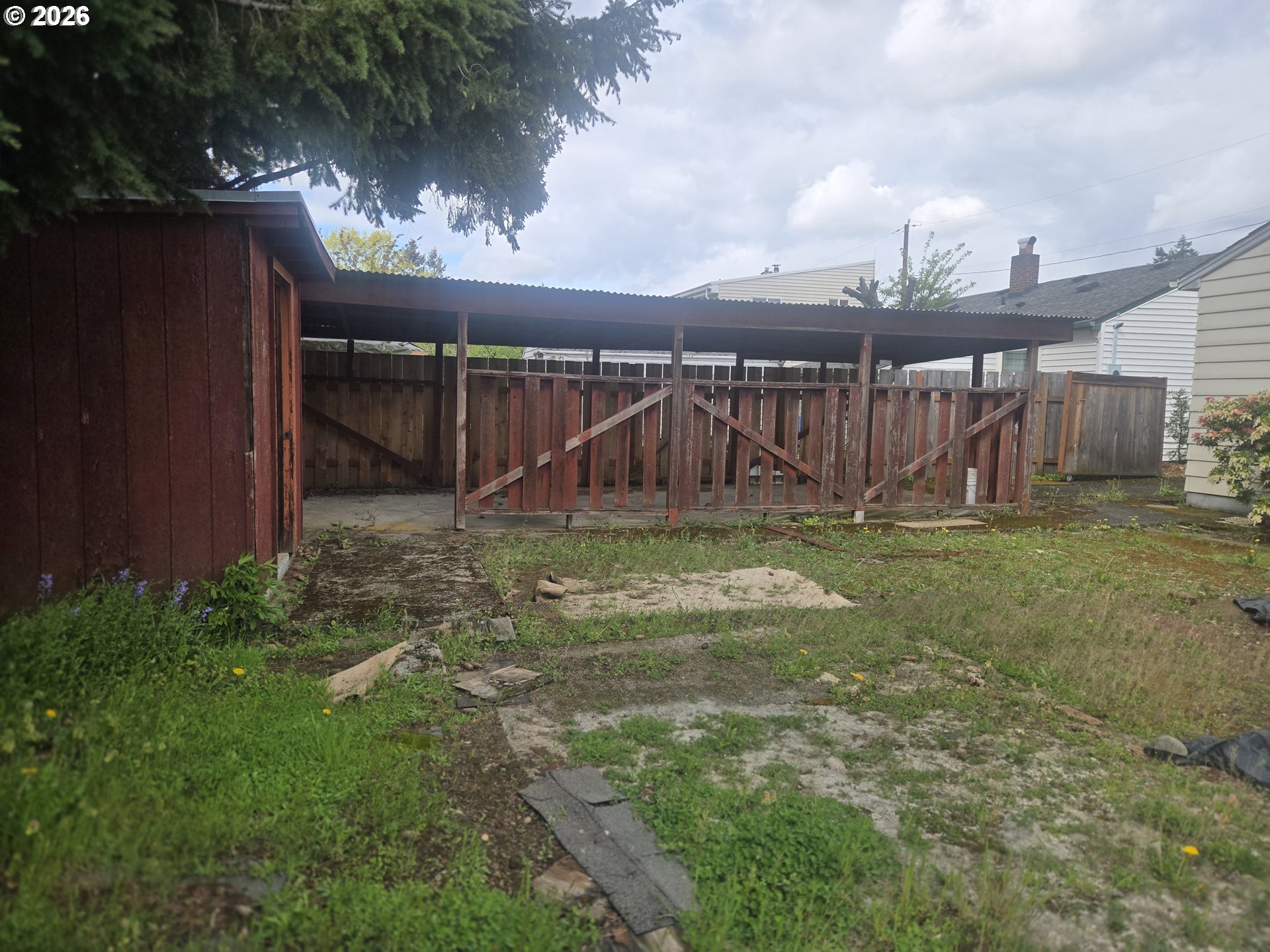 3405 Southeast 69th Avenue Portland, OR 97206 - Photo 22 of 23 a view of a backyard
