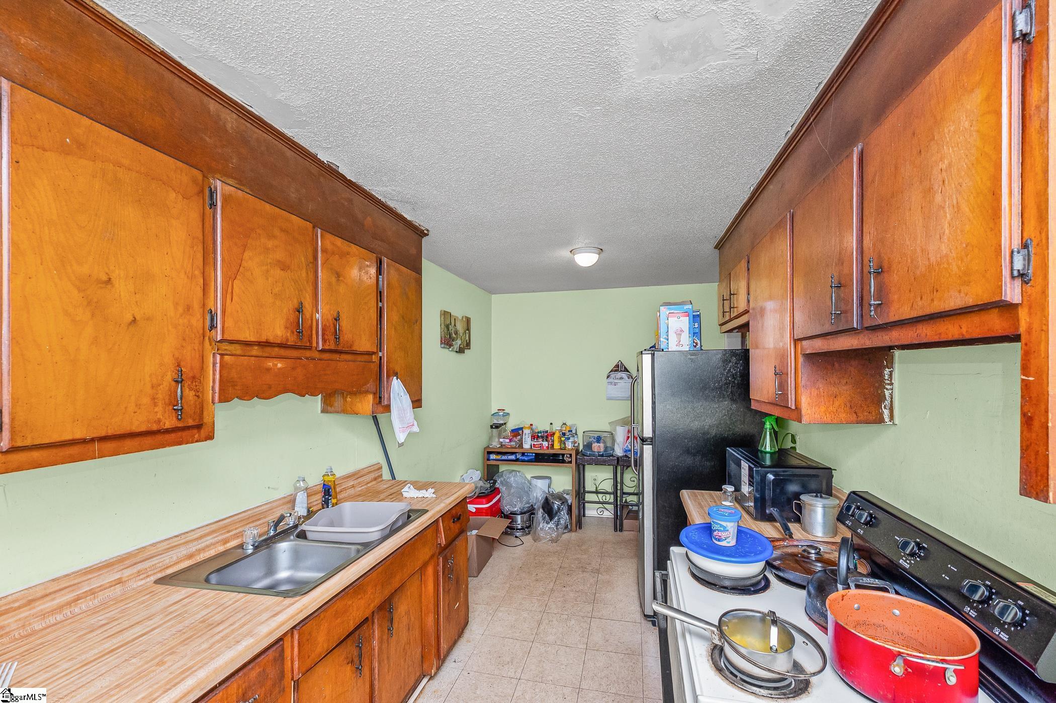 209 Elder Street, Unit 211 Greenville, SC 29607 - Photo 10 of 11