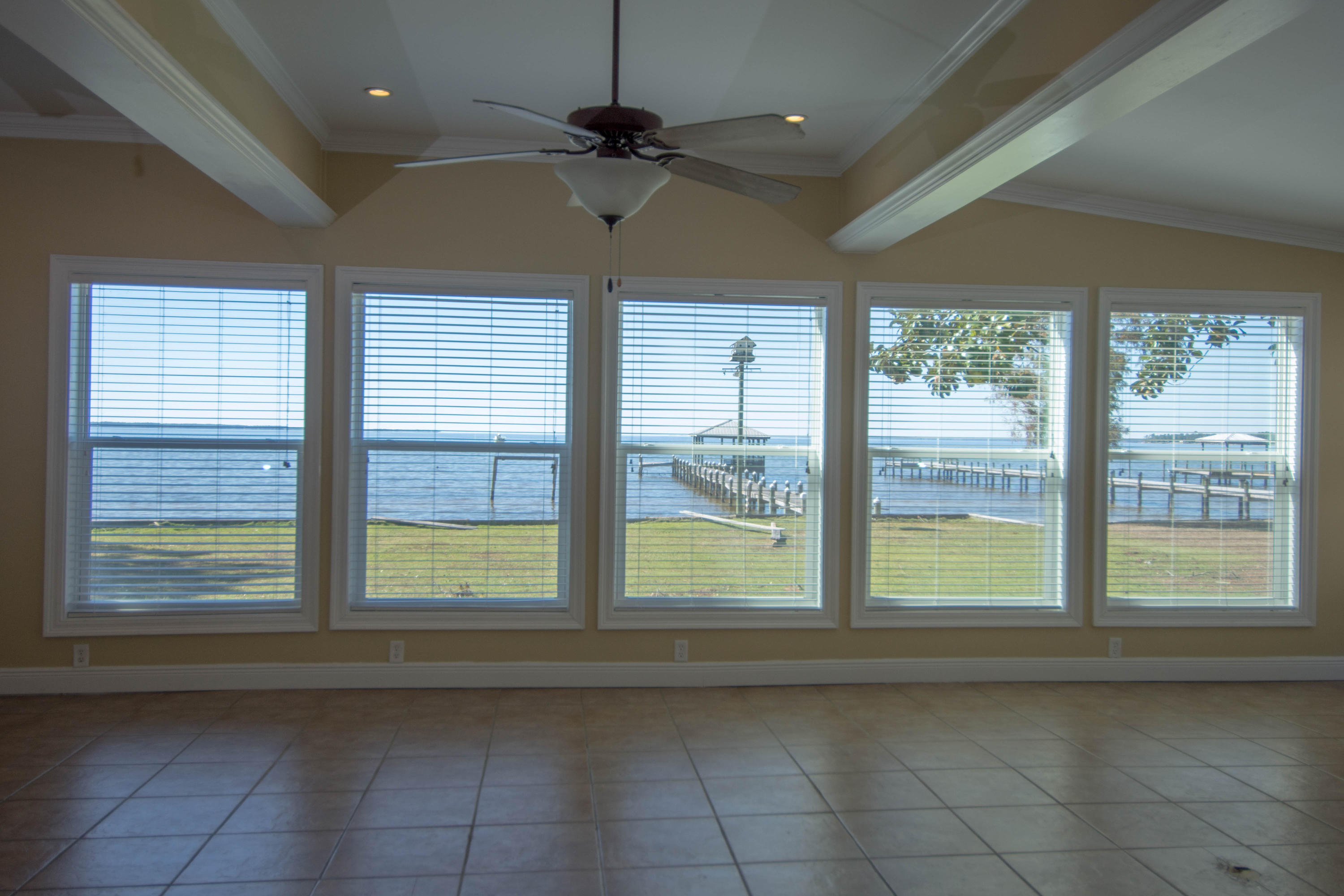 2292 Bay Grove Road Freeport, FL 32439 - Photo 4 of 47 a view of an entryway
