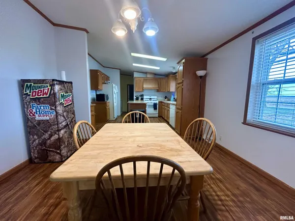 $117,500 | 319 South Sheridan Street, Edinburg, IL 62531