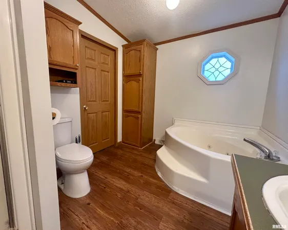 $117,500 | 319 South Sheridan Street, Edinburg, IL 62531