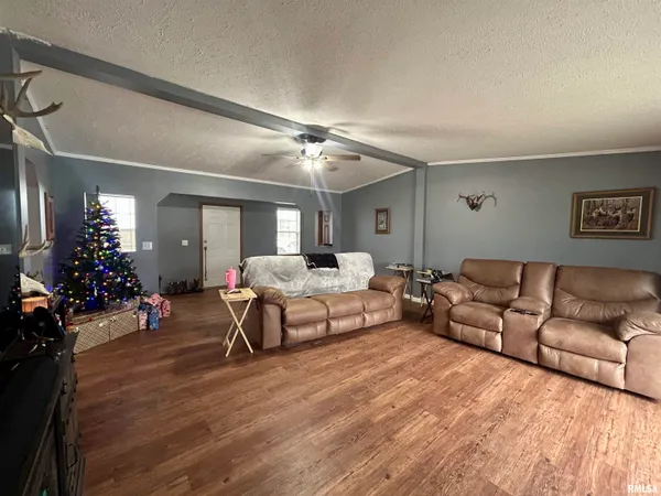 $117,500 | 319 South Sheridan Street, Edinburg, IL 62531