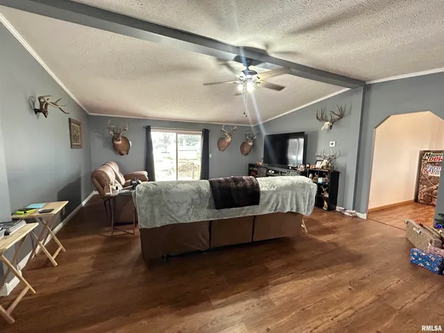 $119,900 | 319 South Sheridan Street, Edinburg, IL 62531