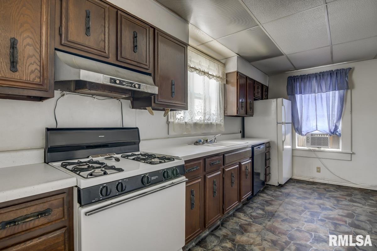 2610 South College Street Springfield, IL 62704 - Photo 11 of 31 Gallery Image 11